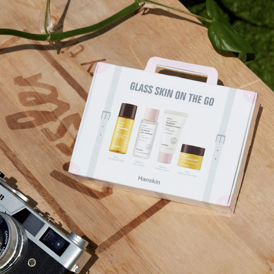 Hanskin Glass Skin On The Go Kit